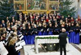 Koncert sześciu chórów w kościele parafialnym świętego Mikołaja w Warcie ZDJĘCIA