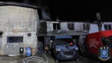 Pożar w Wejherowie przy ul. 3 Maja [16.03.2023]. Paliła się piekarnia i samochody | ZDJĘCIA, WIDEO