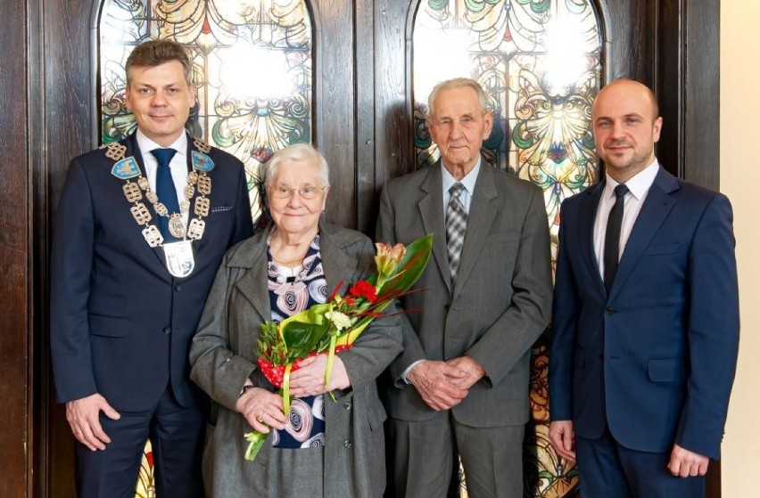 Są razem od 70 lat! Wanda i Kazimierz Jerenkiewiczowie świętują kamienne gody! ZDJĘCIA