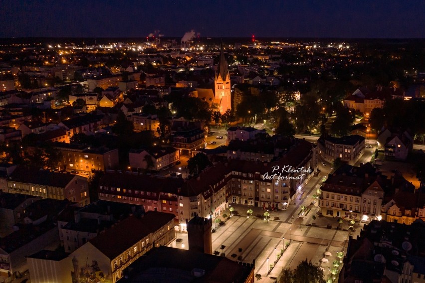 Szczecinek z lotu drona. Zdjęcia miasta nocną porą [zdjęcia]