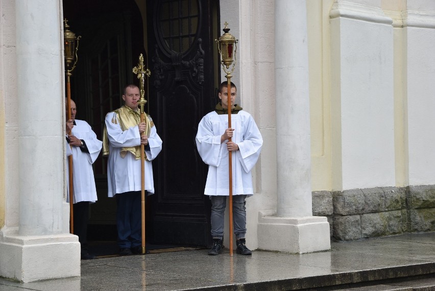 Boże Ciało. Prezentujemy zdjęcia z procesji w parafii św. Rodziny w Pile