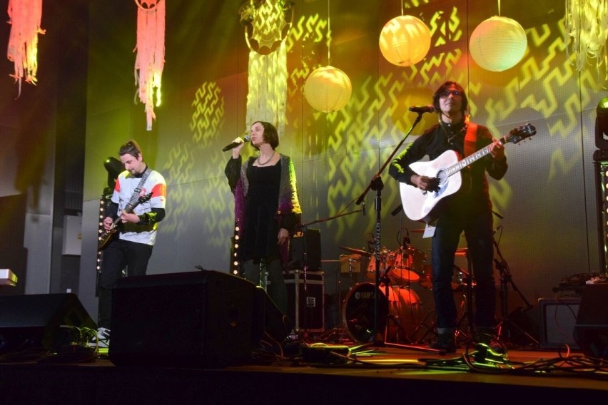 Koncert galowy 10. jubileuszowego Festiwalu "Przy kominku" w Targach Kielce. Gwiazdą wieczoru Lubelska Federacja Bardów