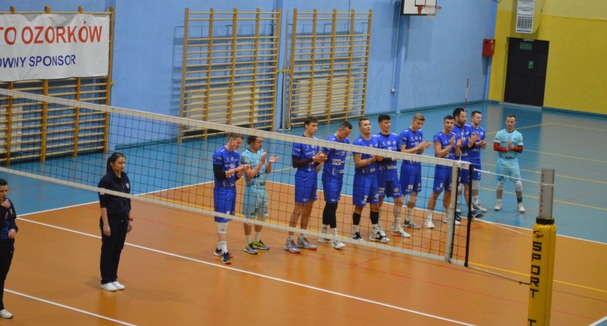 Wygrana siatkarzy METPRIM Volley Radomsko z Bzurą Ozorków w III lidze. ZDJĘCIA
