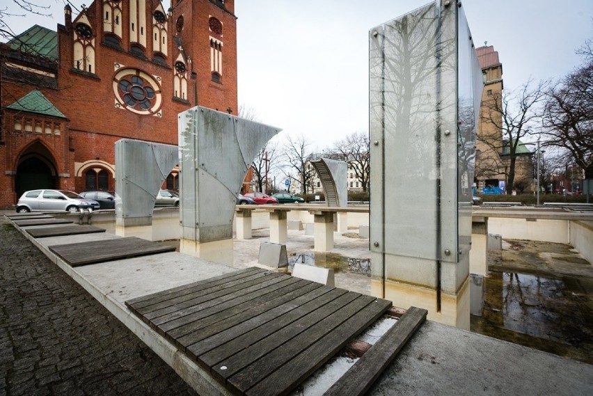  Nie zapadła jeszcze decyzja o uruchomieniu fontann w Szczecinie                         