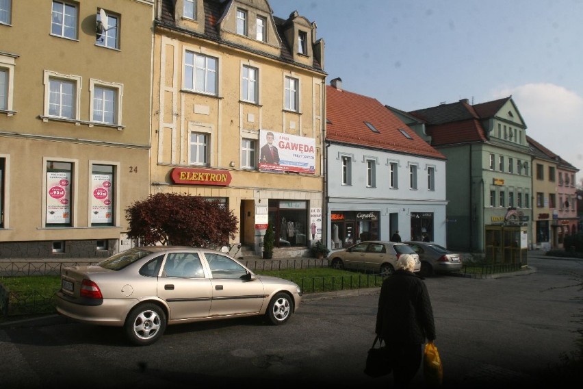 Wodzisław jest zaklejony plakatami i bilbordami