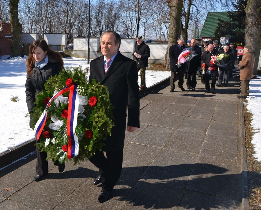 Malbork. Uroczystość na Cmentarzu Żołnierzy Radzieckich z okazji 17 marca