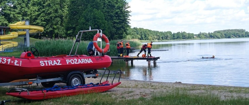 Bezpieczeństwo nad jeziorem  w Wągrowcu. Ważny apel straży pożarnej 