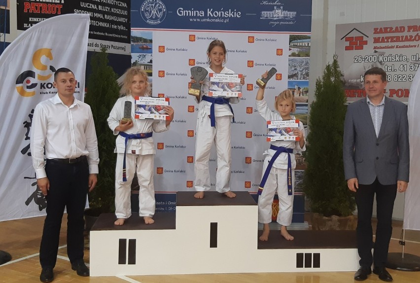 Brązowe medale dla zawodniczek Klubu Karate Randori z Radomska [ZDJĘCIA]