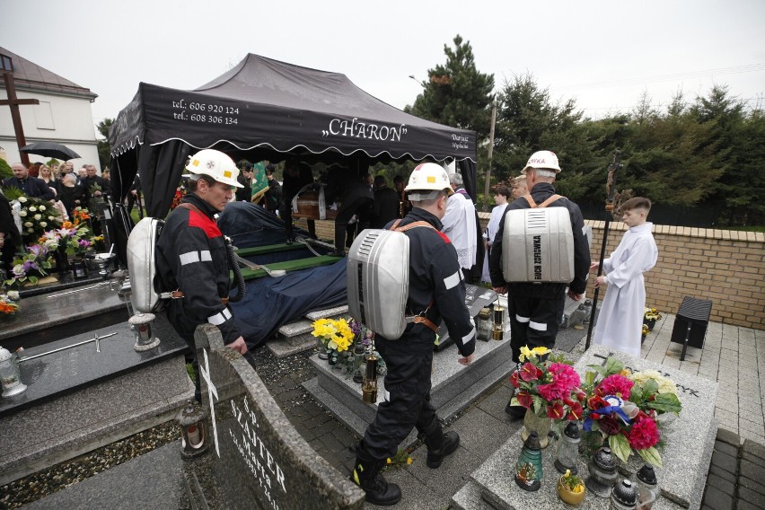 Pogrzeb tragicznie zmarłego górnika w KWK Zofiówka