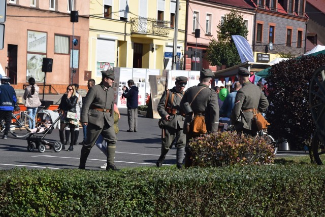 Niedzielny, "Wielki Jarmark Czempiński" i tłumy uczestników