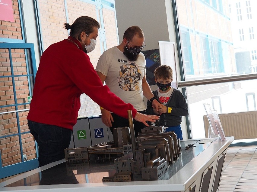 Centrum Nauki i Techniki EC1 oraz Planetarium znów otwarte. Zwiedzający przyjechali z całej Polski ZDJĘCIA