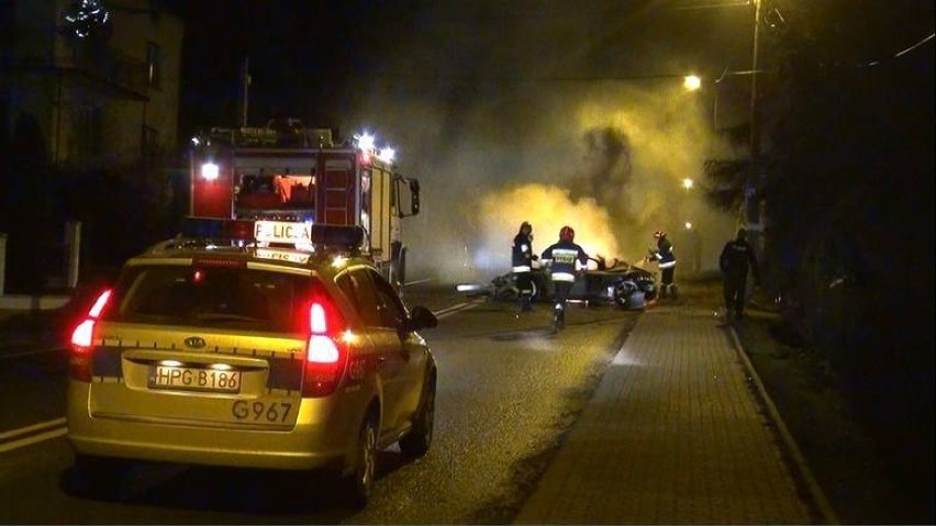 Wypadek w Mszanie. Pożar porsche.