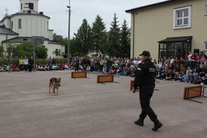 Pokaz broni i popis psa-policjanta w Sokołowie Podlaskim
