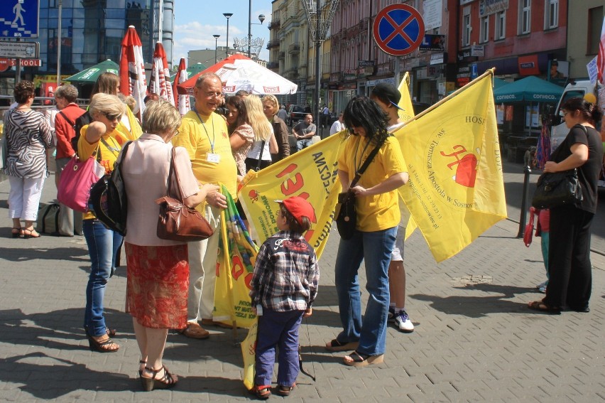 Sosnowiec: Barwny Korowód otworzył Festiwal Organizacji Pozarządowych [ZDJĘCIA]