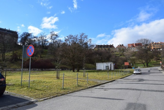 Miasto stara się o utworzenie nowych miejsc parkingowych przy ulicy Browarnej.