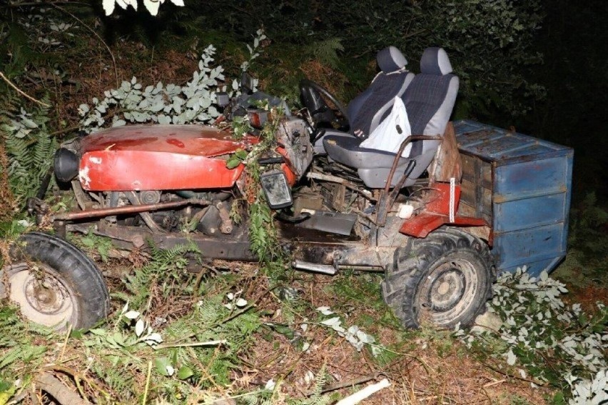 25 sierpnia traktor stoczył się ze stromego zbocza w...