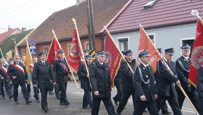 W Gołańczy odsłonięto pomnik niepodległościowy [ZDJĘCIA] 