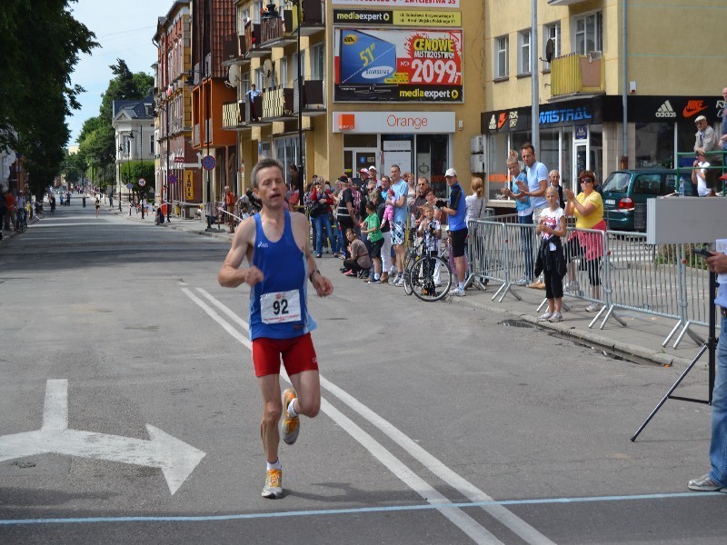 Lębork: Paweł Piotraschke wygrał maraton Tomasza Hopfera