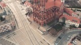 Koronawirus Białystok. Zobacz opustoszałe miasto z drona [wideo]