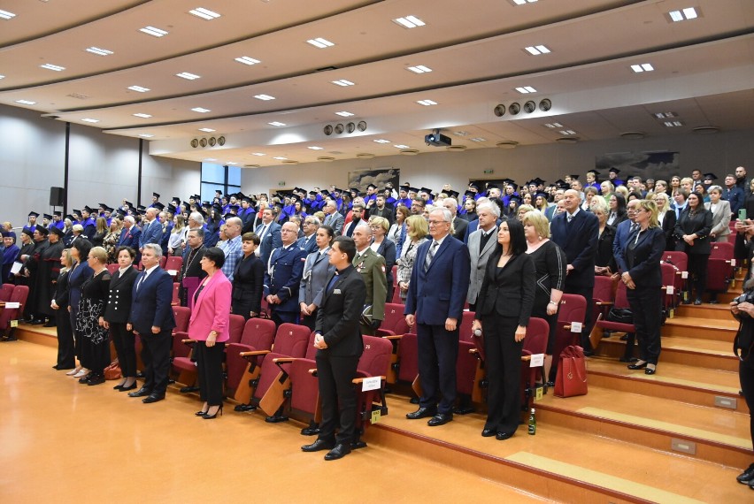 Inauguracja roku akademickiego na Akademii Nauk Stosowanych w Wałbrzychu! Zdjęcia z dzisiejszej uroczystości 3.10.2022 r.