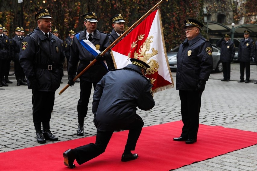 Straż miejska zmieni się w policję? Poseł interpeluje do rządu w tej sprawie