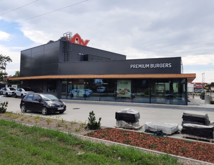 Restauracja Max Premium Burgers w Radomiu praktycznie gotowa. Kiedy otwarcie?