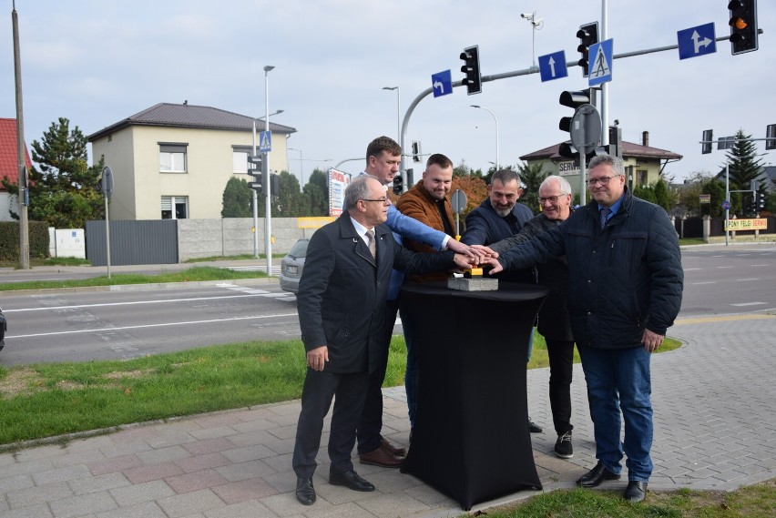 Suwałki. Bezpieczniej na kolejnym skrzyżowaniu. Działa sygnalizacja na ul. Utrata