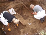 W Bydgoszczy odkryto szczątki trzech osób. Ich ułożenie świadczy o bestialstwie oprawców