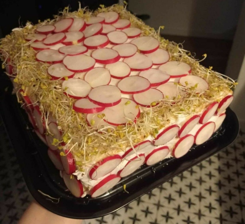 Tort kanapkowy to popularne danie w Skandynawii
