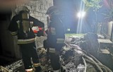 Pożar domu koło Dąbrowy Tarnowskiej. Ogień strawił pomieszczenia na parterze