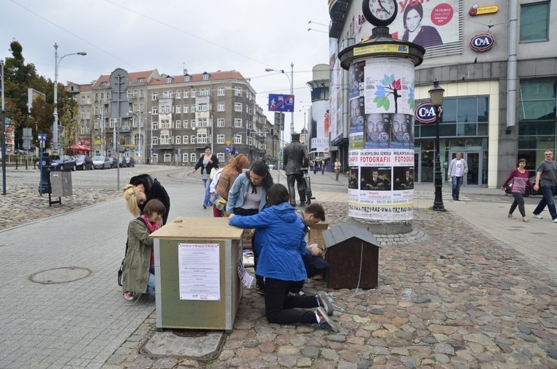 "Zerwijmy łańcuchy" na Starym Rynku w Poznaniu