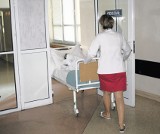 Pielęgniarki ze szpitala w Tomaszowie nie chcą kontraktów, wolą pewne etaty