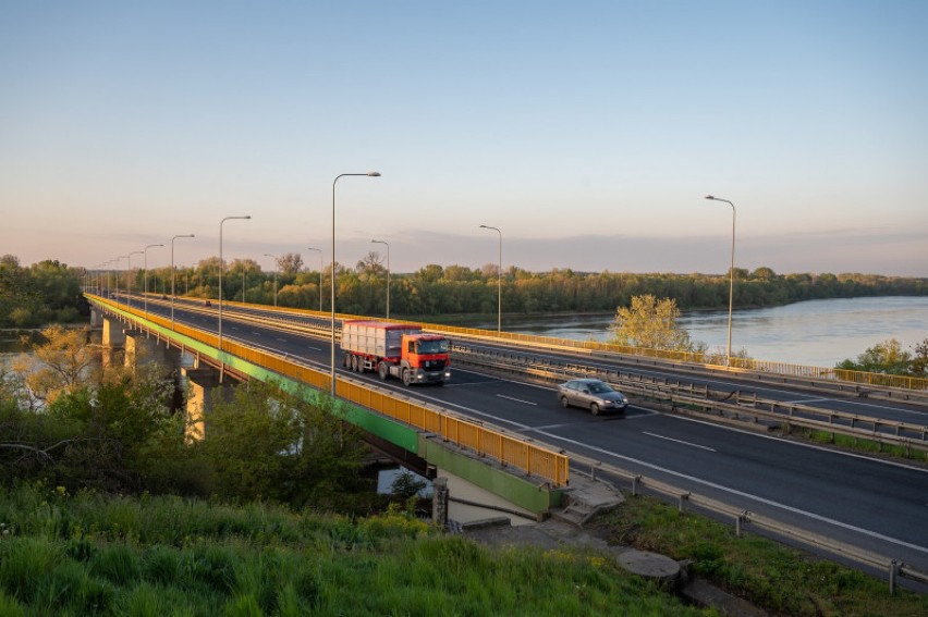 Podpisano umowę na projekt i budowę trasy S7. Pierwsze prace na odcinku między Modlinem a Czosnowem
