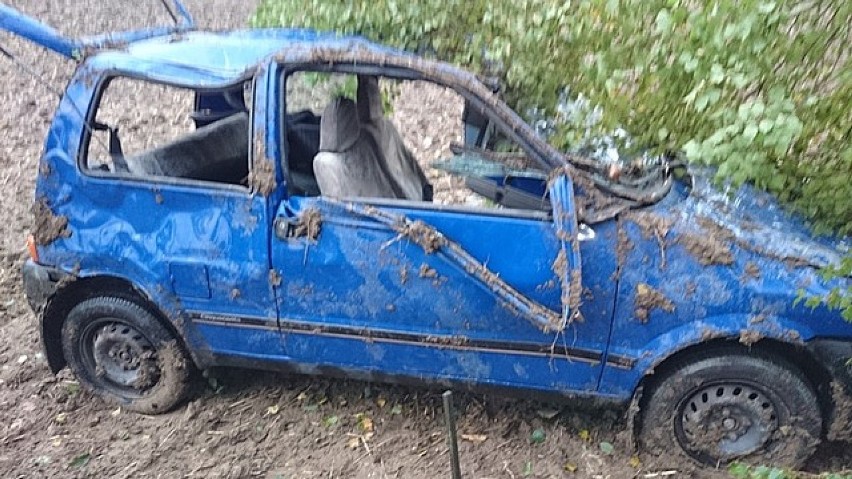 Wypadek w Nozdrzcu. 18-letni kierowca nie dostosował...
