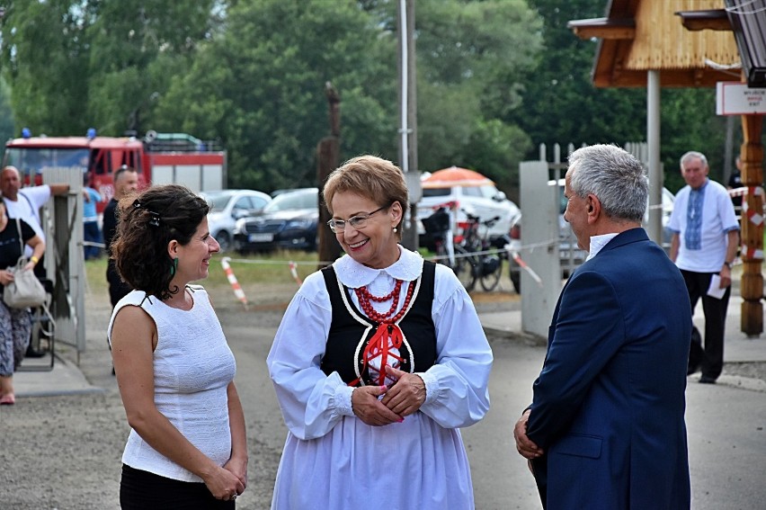 Dzwon Pokoju wybrzmiał podczas 39. Łemkowskiej Watry w Zdyni