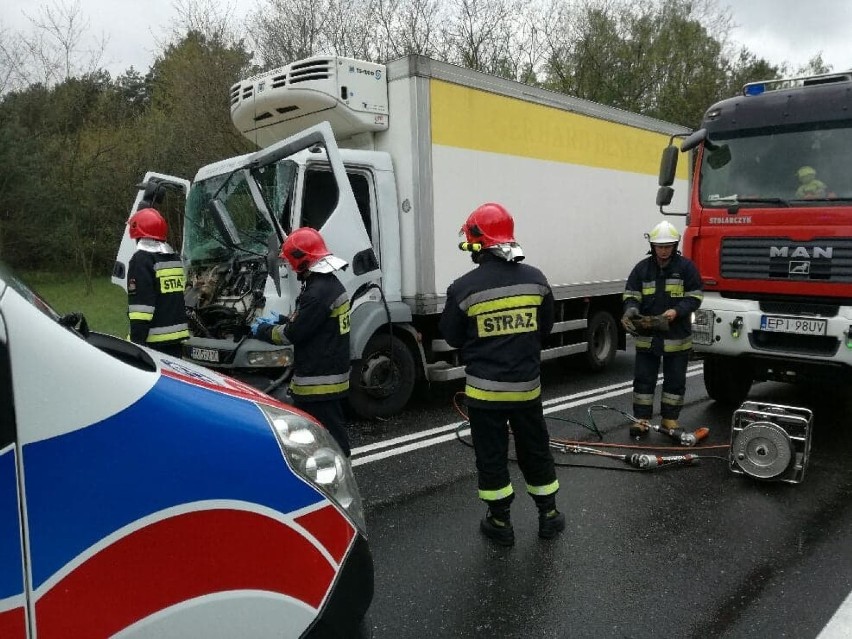 Wypadek na DK 12 między Sulejowem a Przygłowem - zderzenie...