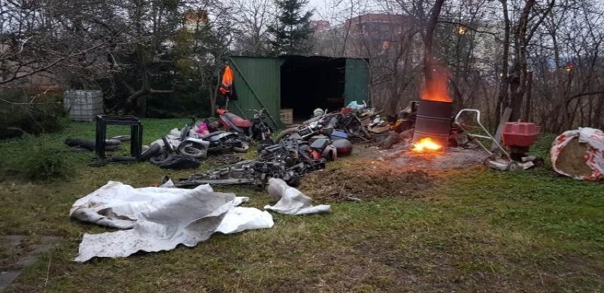 Palił śmieci w beczce w Wejherowie