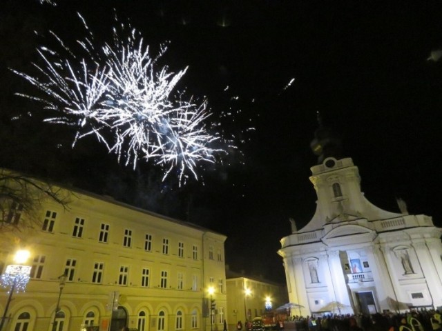 Powitanie 2020 roku na rynku w Wadowicach - zdjęcie archiwalne