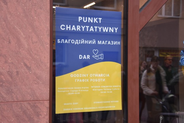 W "DAR-ze" uchodźcy z Ukrainy mogli korzystać z ubrań, żywności i innych artykułów pierwszej potrzeby.