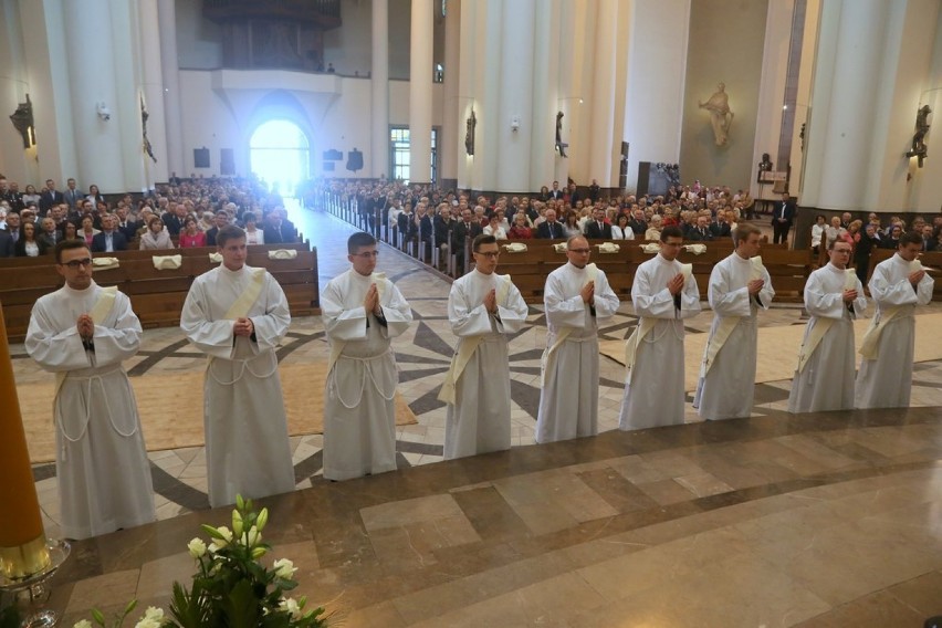 Święcenia prezbiteratu w katowickiej archikatedrze