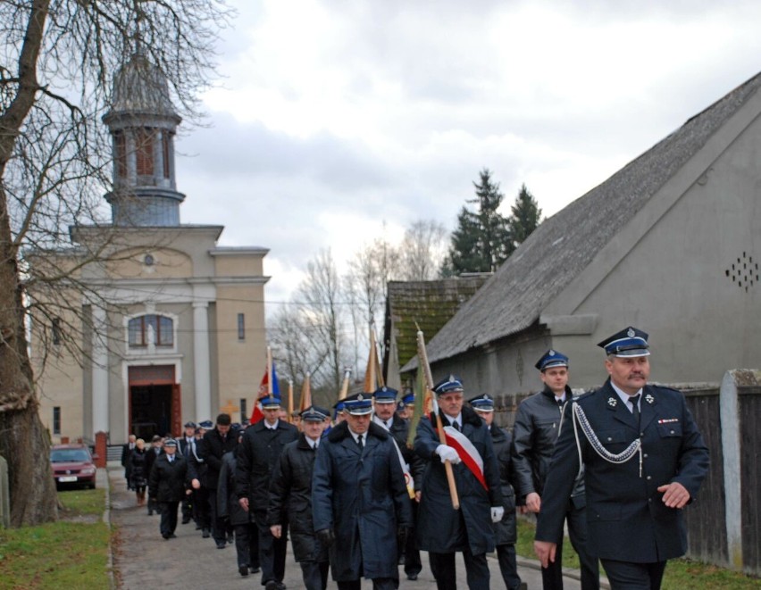 Strażacy z Łowynia mają sztandar [GALERIA]