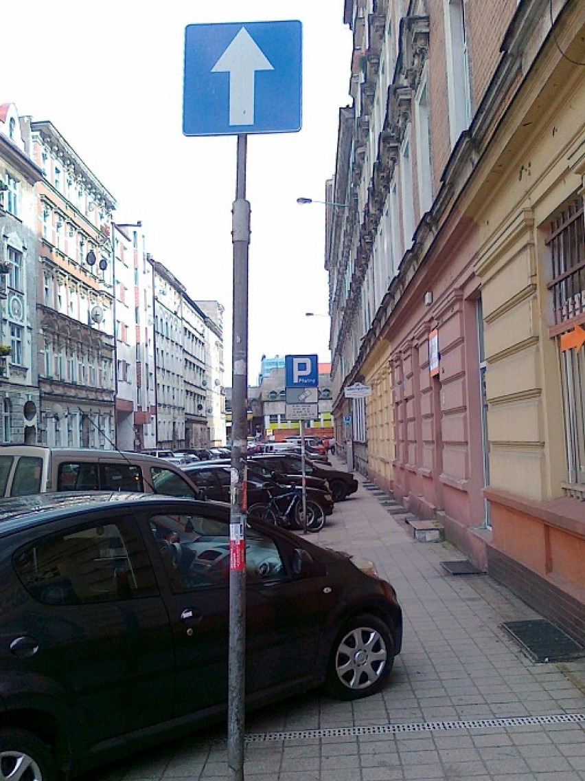 Ulica Władysława Nehringa i problemy z parkowaniem