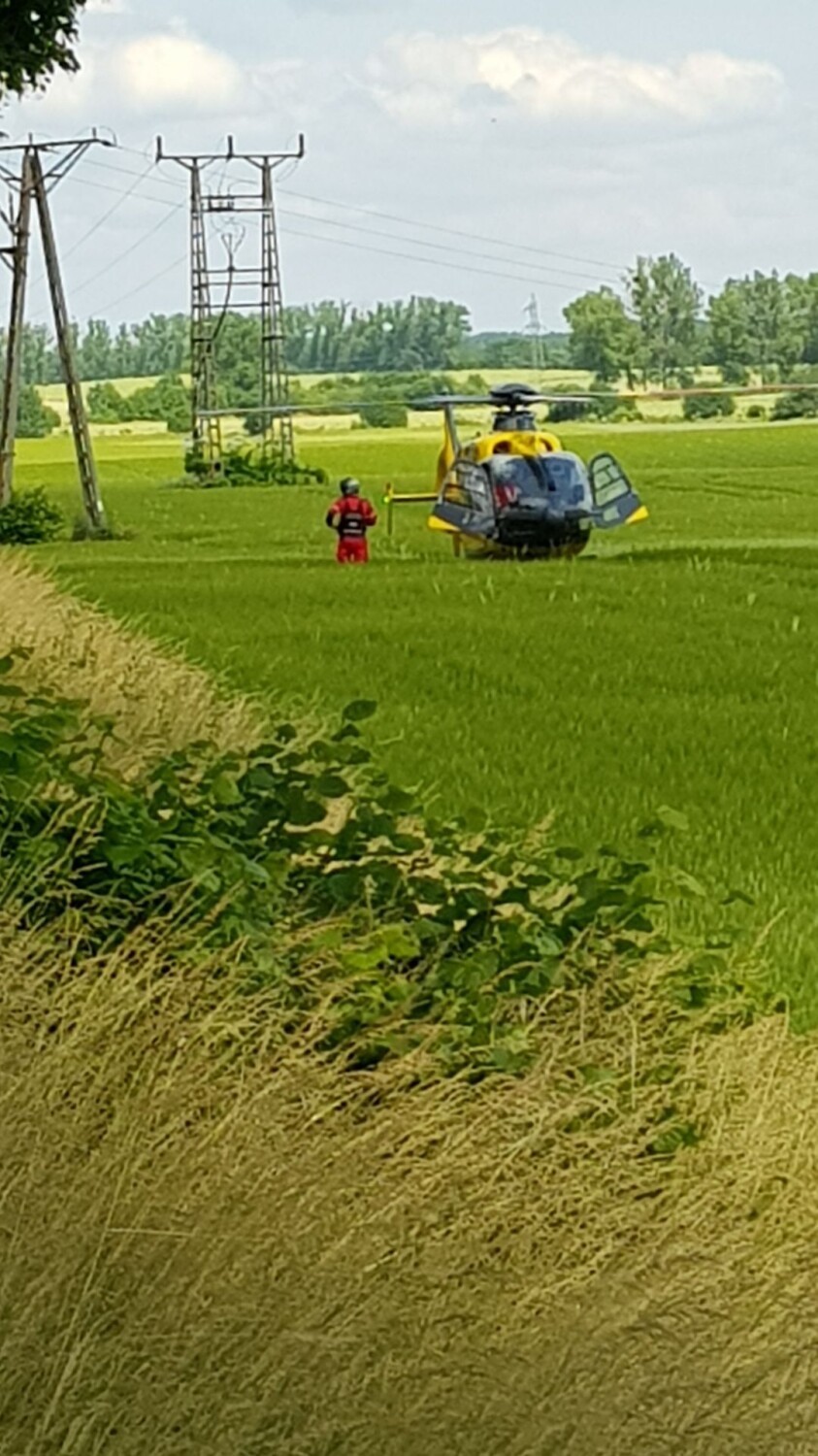 Akcja ratunkowa na miejscu koło Grzmiącej