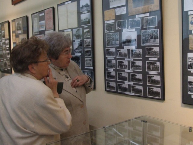 Wystawy prezentują unikatowe zdjęcia fabryki