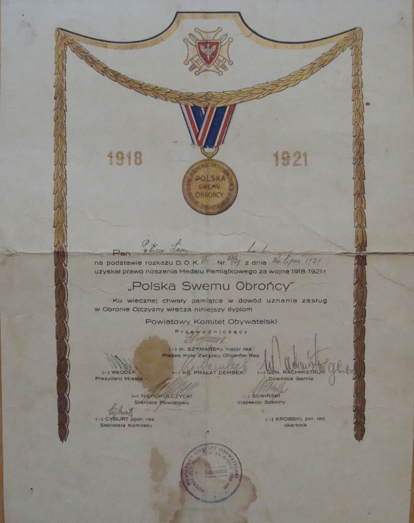 Dyplom Medalu Pamiątkowego "Polska Swemu Obrońcy"