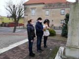 Dzień Patrona szkoły w Czerniejewie. Uczcili Onfurego Kopczyńskiego [FOTO]