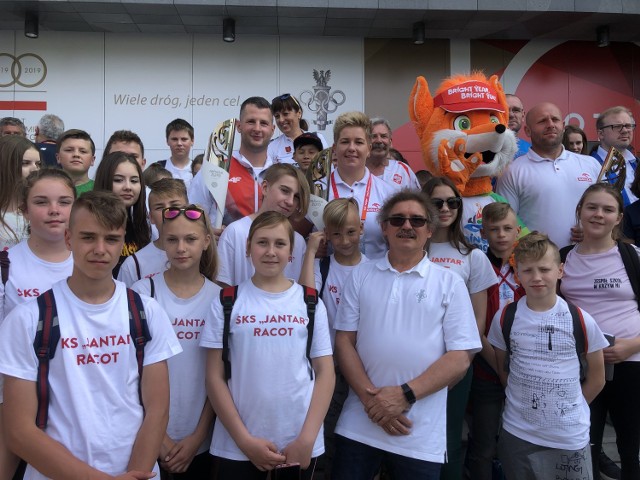 Na pikniku olimpijskim w Warszawie nie zabrakło SKS JANTAR z Racotu