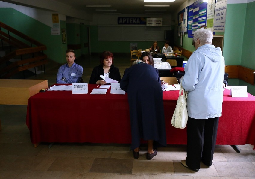 Wybory prezydenckie w Piotrkowie. Tak wyglądało głosowanie...