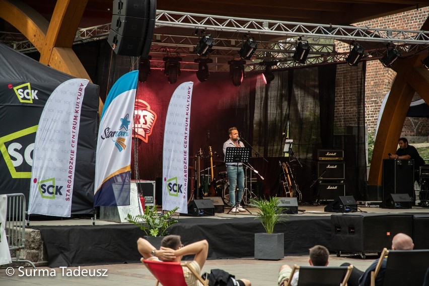  Coolturalne Wakacje w Teatrze Letnim. Publiczność rozgrzały koncertu Dżemu, Perfectu i IRY [ZDJĘCIA]