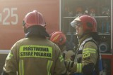 Pożar drewna w miejscowości Mórka. Przytomna reakcja mieszkańców